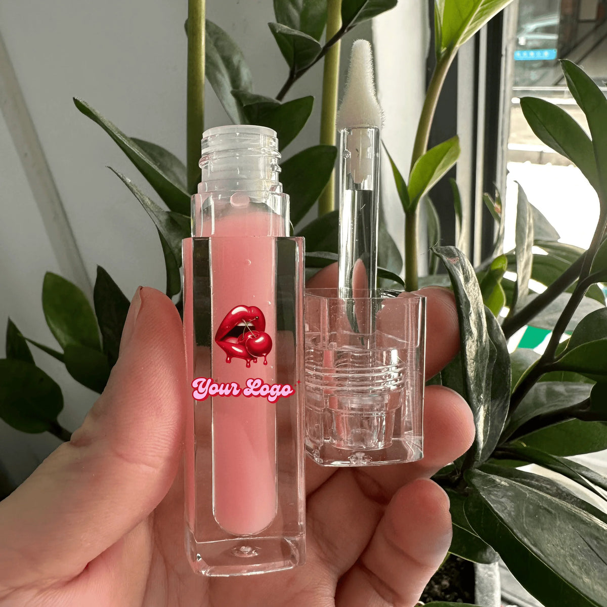 Customize Moisturizing Lip Gloss Hydrating Lip Butter Balm Change Color Lip Plump Oil Vegan Lip Glaze Matte Liquid Lip Stick