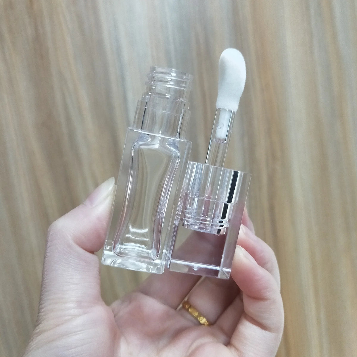 Eco Friendly Empty Lipgloss Tube Packaging 5ml 6ml square Transparent Lip Gloss Tube with Brush Applicator