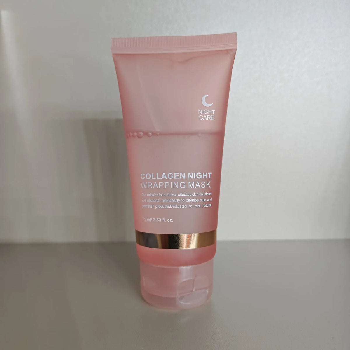 Peel-off collagen facial mask