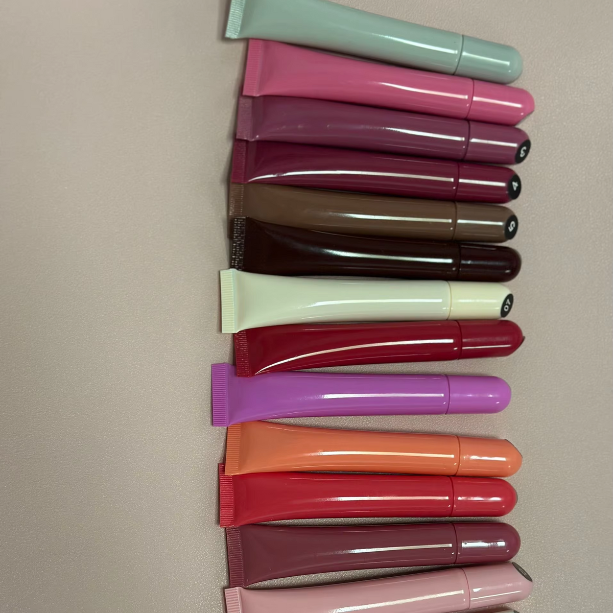 organic vegan lipcare treatment peptide lip tint hydrating lip gloss gel base smooth lip butter balm