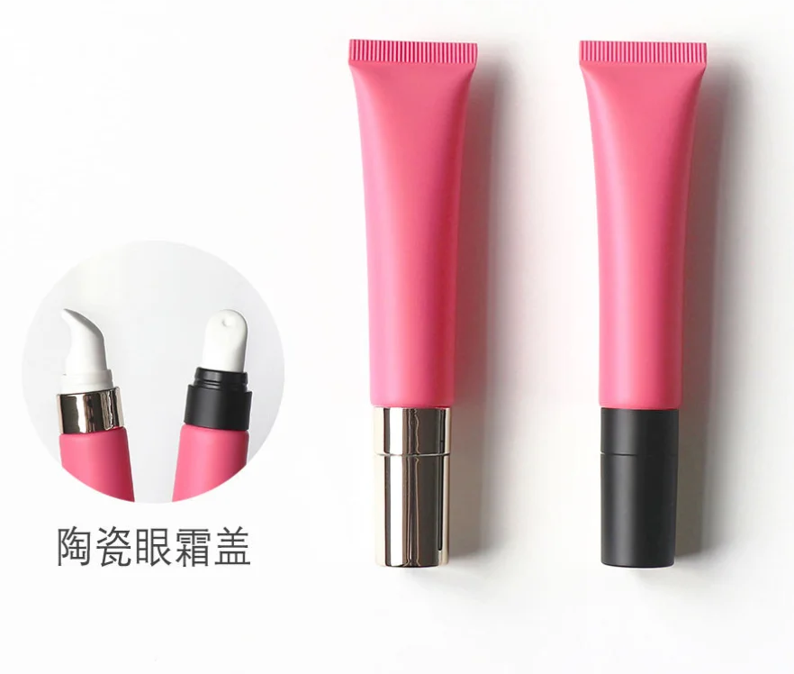 Ceramic and Metal Tip Squeeze Tube Moisturize Lip Care Vanilla Flavor Nourishing Hydrating Glossy Lip Gloss Custom Lip Gloss
