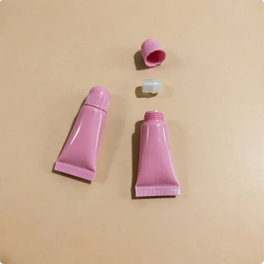 Custom 5G Recyclable PE Packaging for Lip Gloss and Lip Balm Tubes with Screw Cap Keychain Hole Removable Applicator