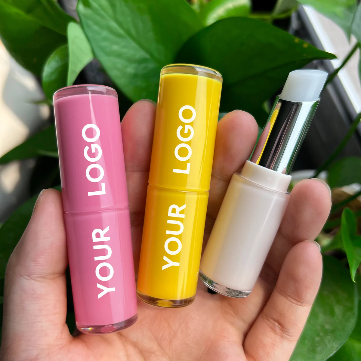 Custom Logo Lip Balm with Natural Organic Ingredients Hydrating Moisturizing Anti-Dry Crack Vanilla Lip Balm for Daily Lip Care