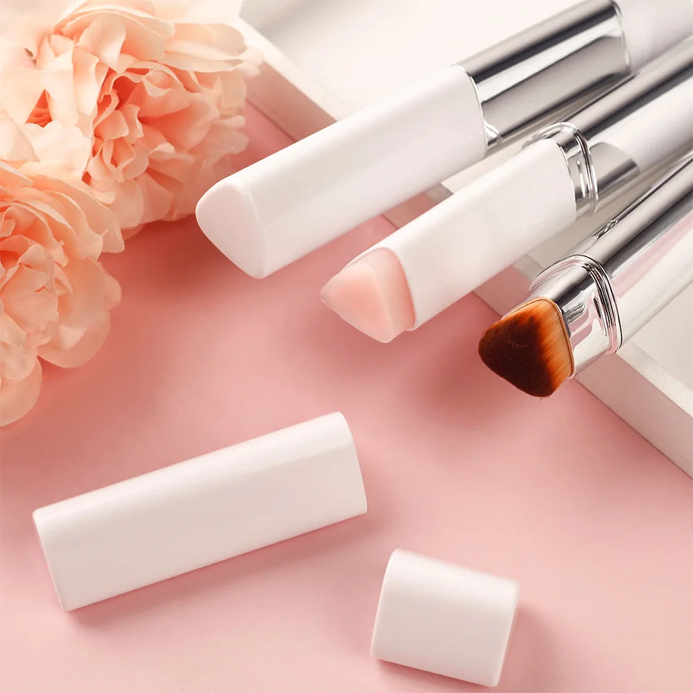Double Headed 2 in 1 Hydrating Foundation Stick Portable Highlighter Concealer Stick V-shape Mini Highlight Contouring Stick