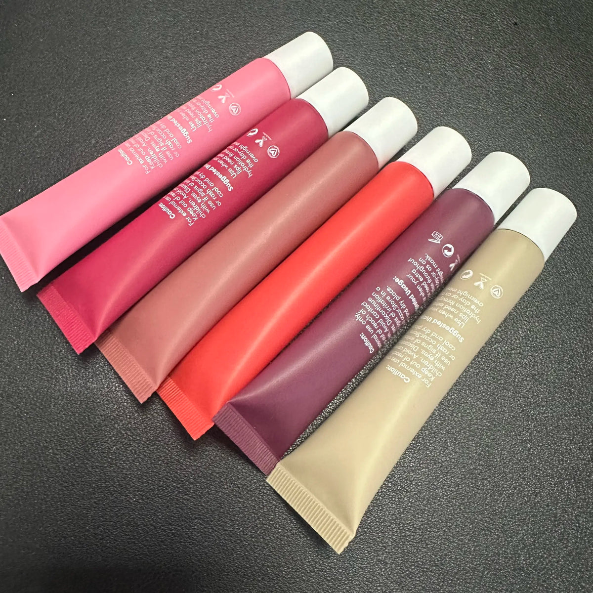 Moisturizing vegan lip butter balm in six colors