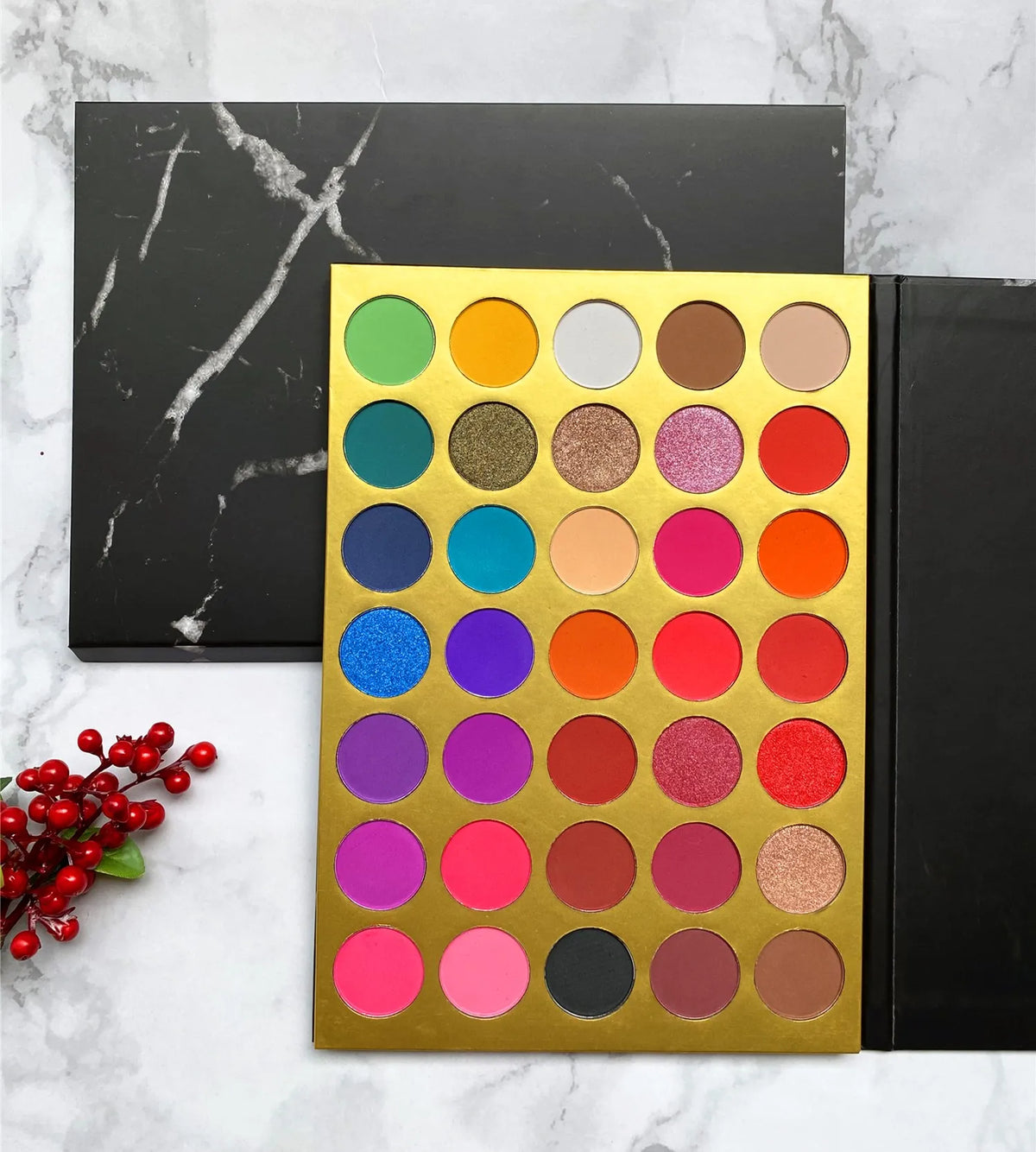 35-color matte glitter eyeshadow palette