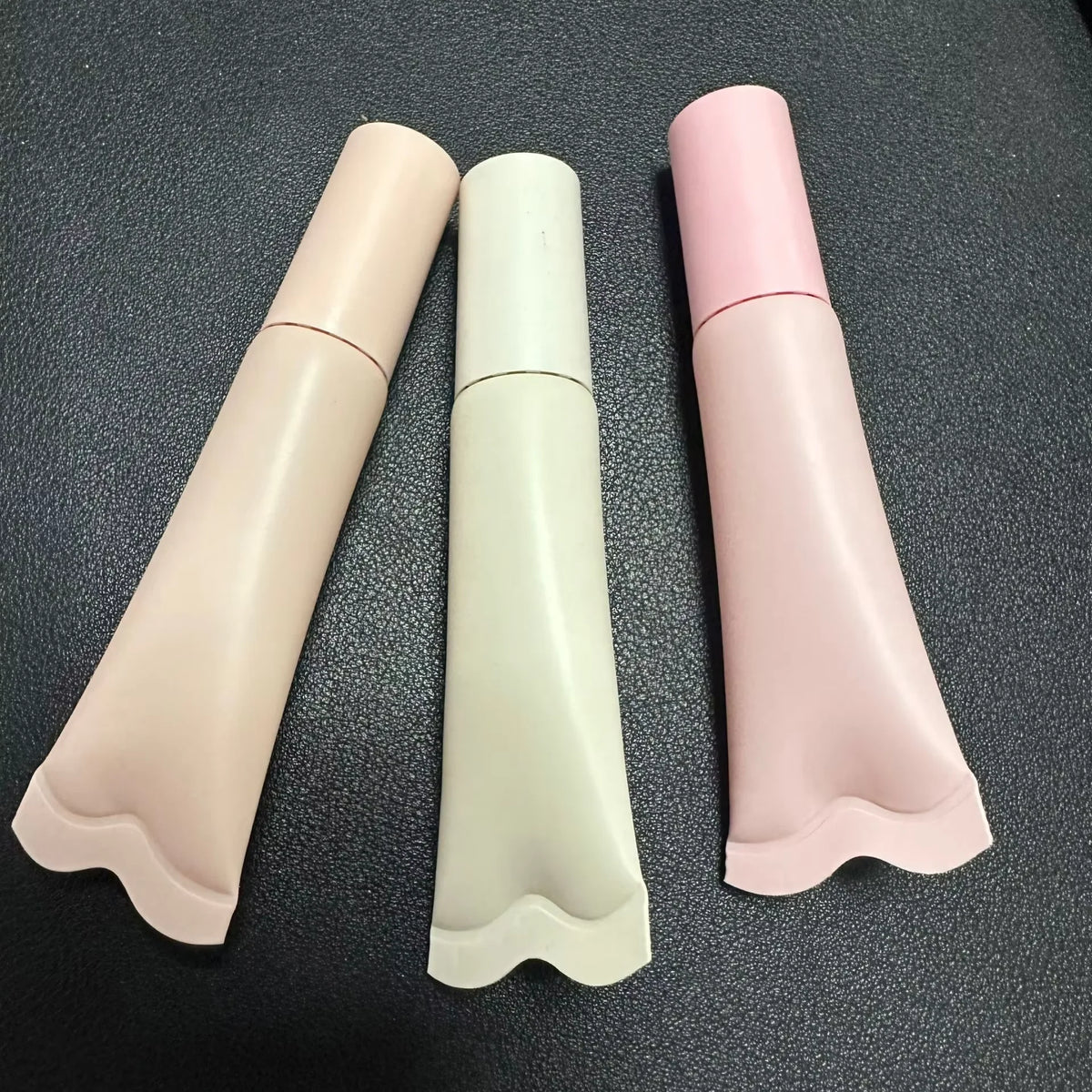 silicone squeeze lip balm tubes empty soft plastic packaging for lip oil lipgloss lip gloss tube plastic applicator