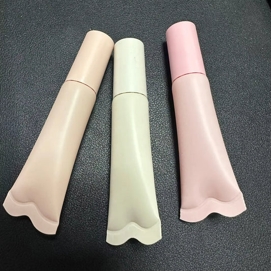 silicone squeeze lip balm tubes empty soft plastic packaging for lip oil lipgloss lip gloss tube plastic applicator