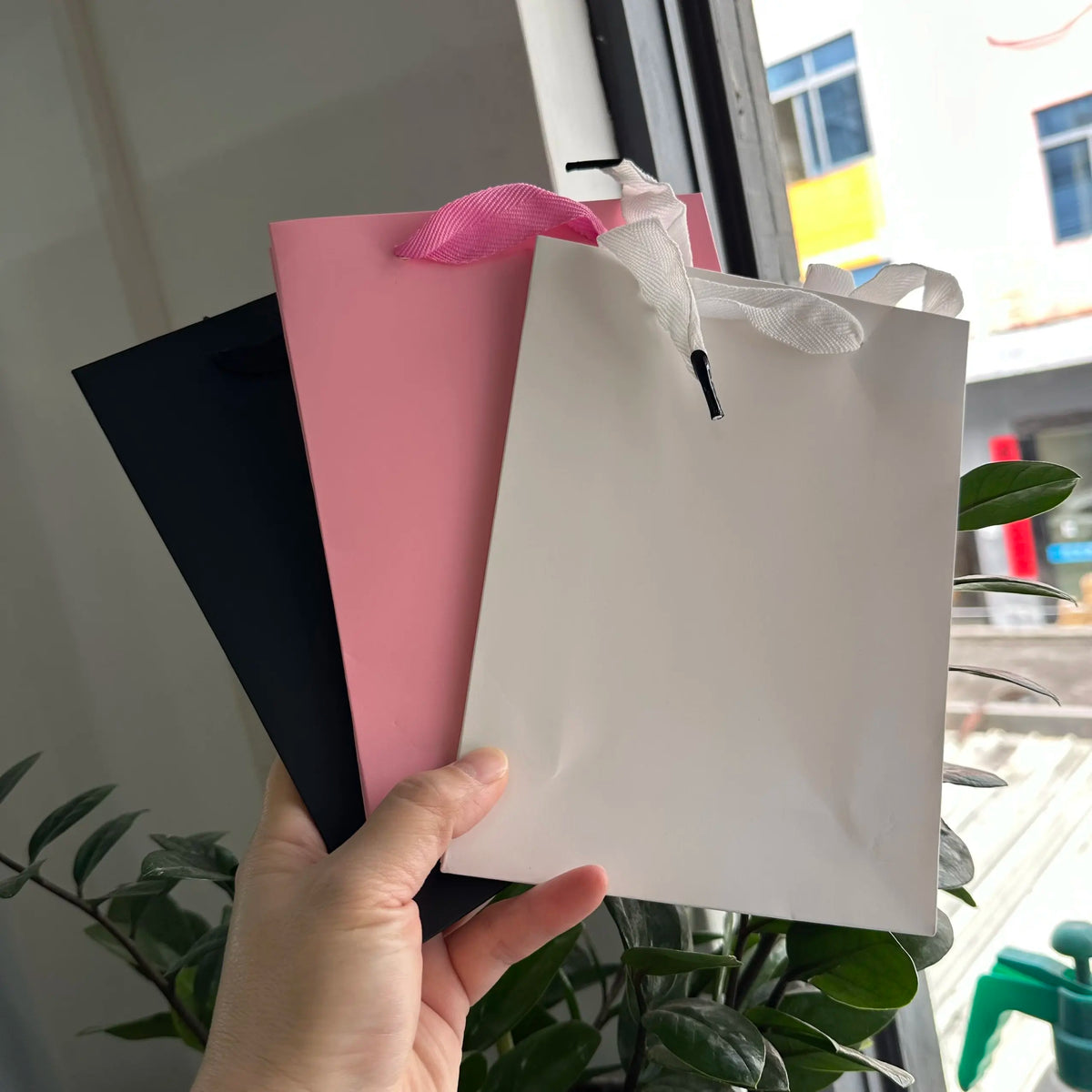 paper bags with ribbon handle durable reusable printing paper gift bag luxury shopping bag