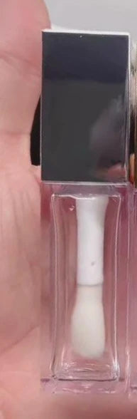 empty large big brush applicator transparent packaging clear black white lipgloss tubes