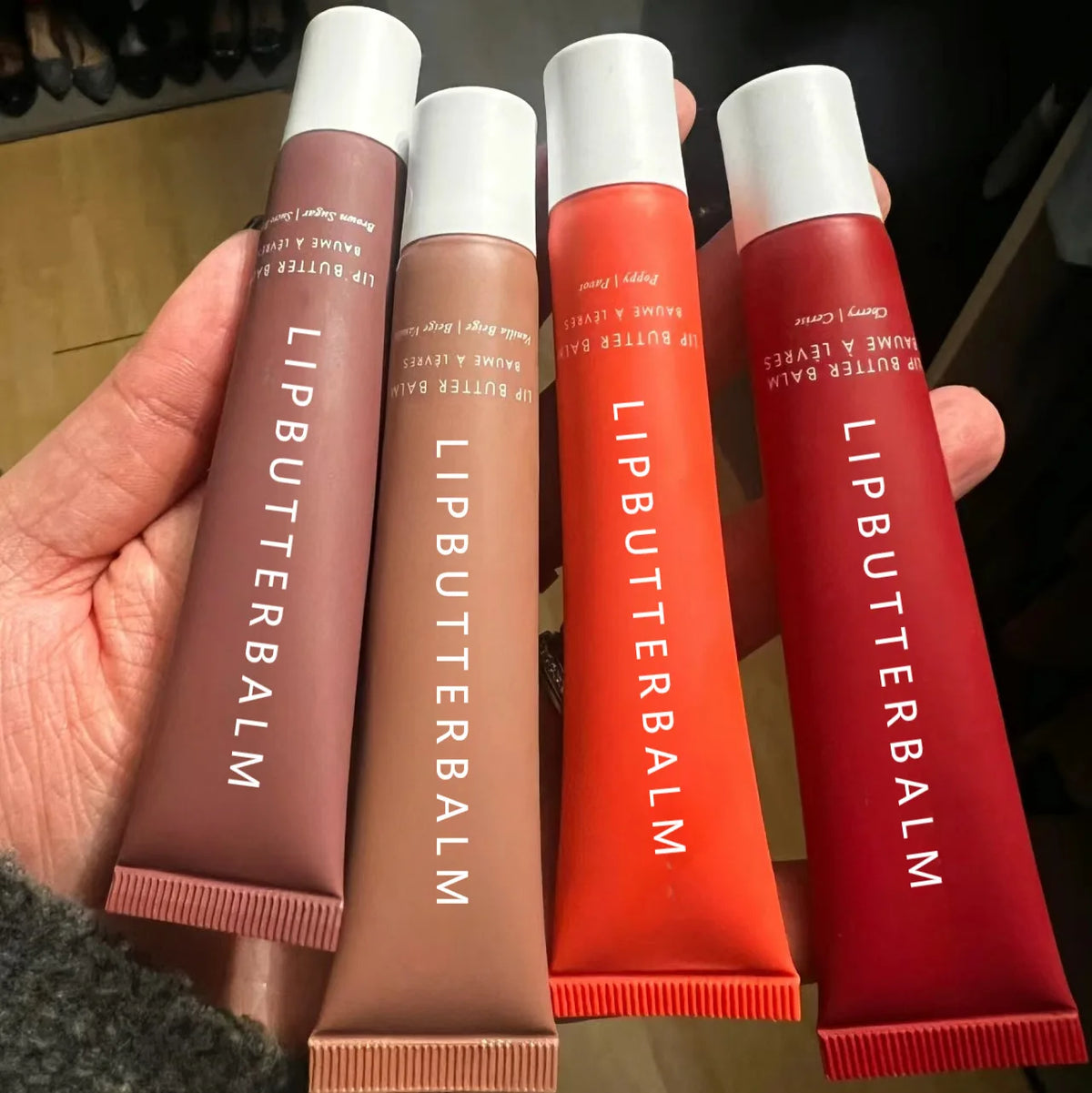 high-pigment lip gloss long-lasting smooth cream formula vegan peptide nourishing lip care fruit flavor