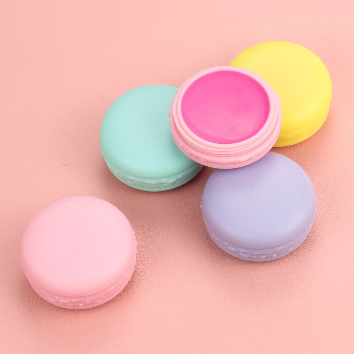 moisturizing round lip balm ball tinted pink lips balm lip balm in jar