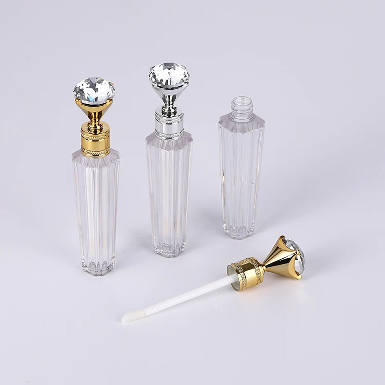 hydrating moisturizing matte shimmer clear lipgloss vegan cruelty free liquid lipstick glossy lip gloss