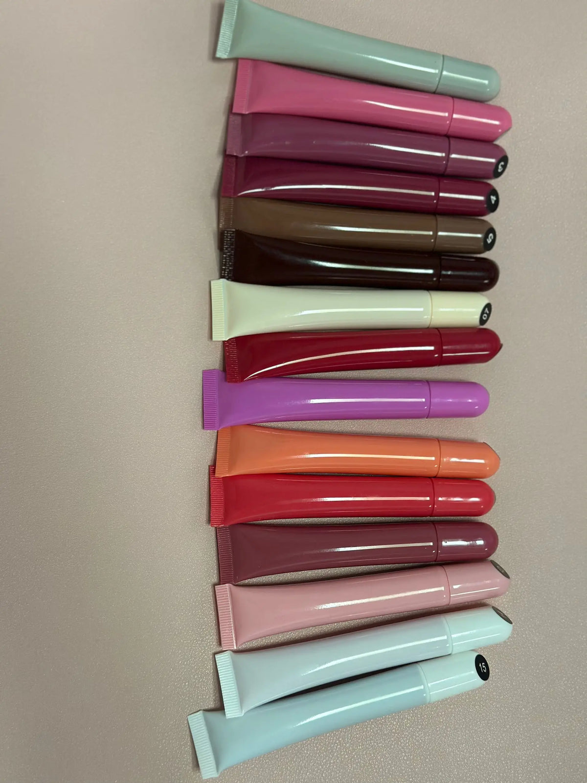 professional vegan long-lasting lip care waterproof lip gloss and lip oil liquid lipsticks mineral makeup