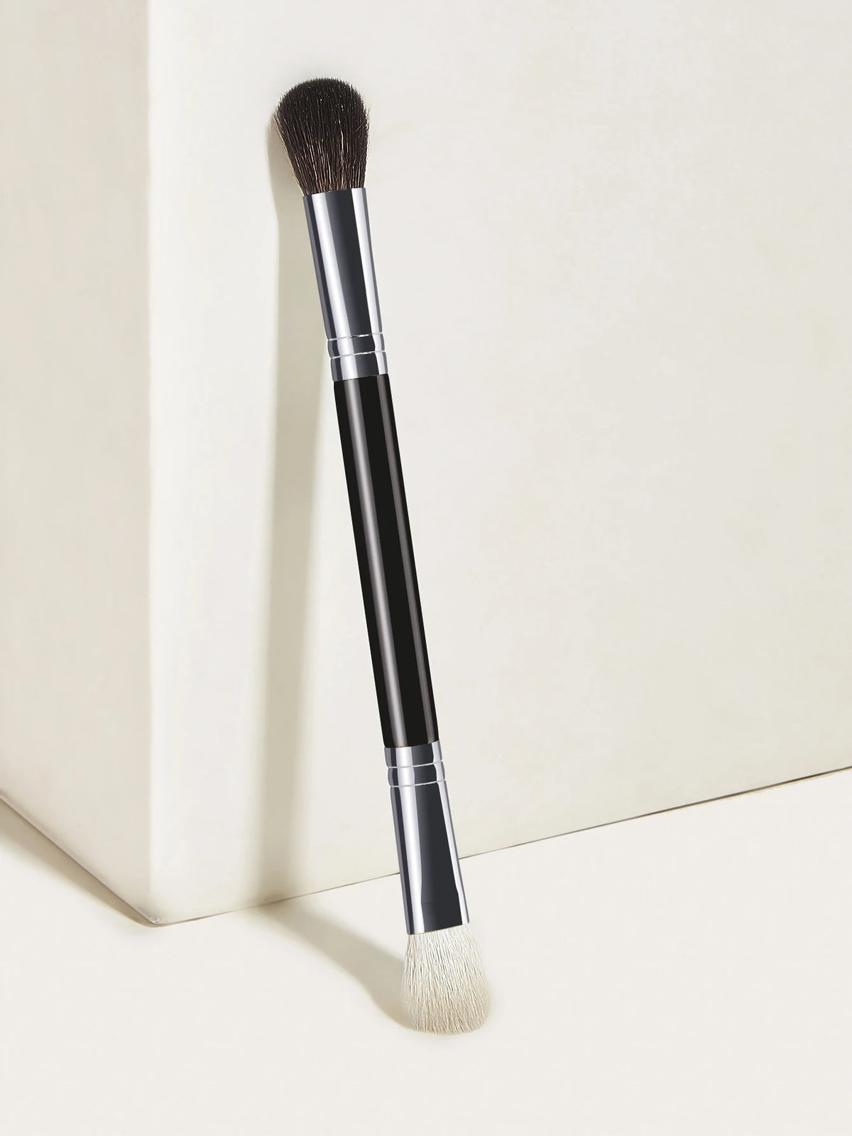 top quality dual-ended makeup brush concealer brush 2-in-1 eye shadow brush for blending liquid foundation cream