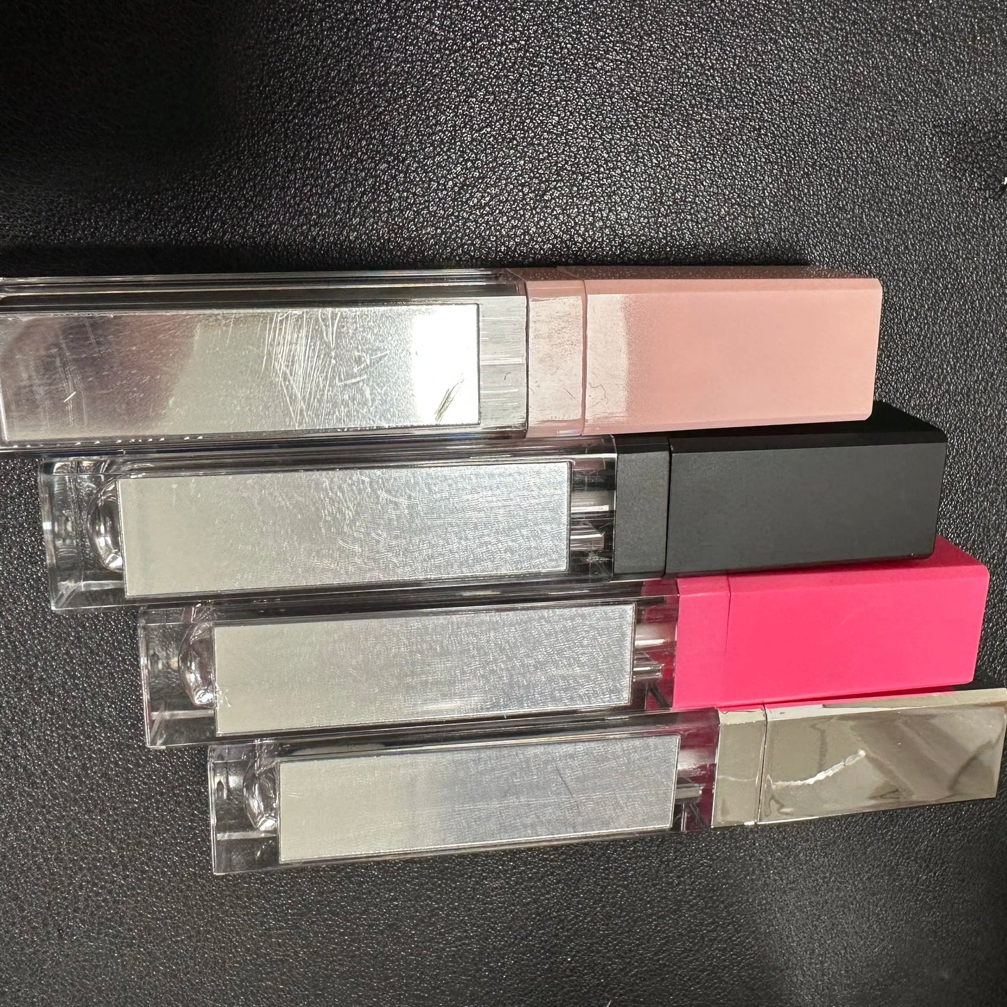 Empty 7 ml lip gloss tube
