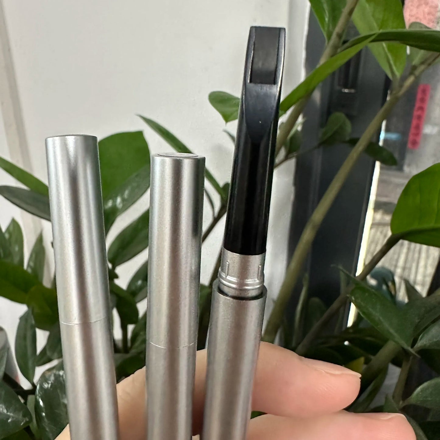 Eyebrow pen with brush, 3 colors