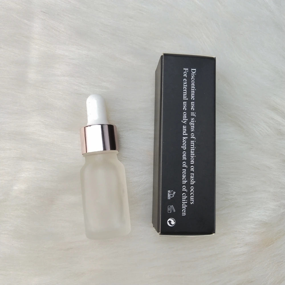 Clear vegan eyeshadow glue base primer