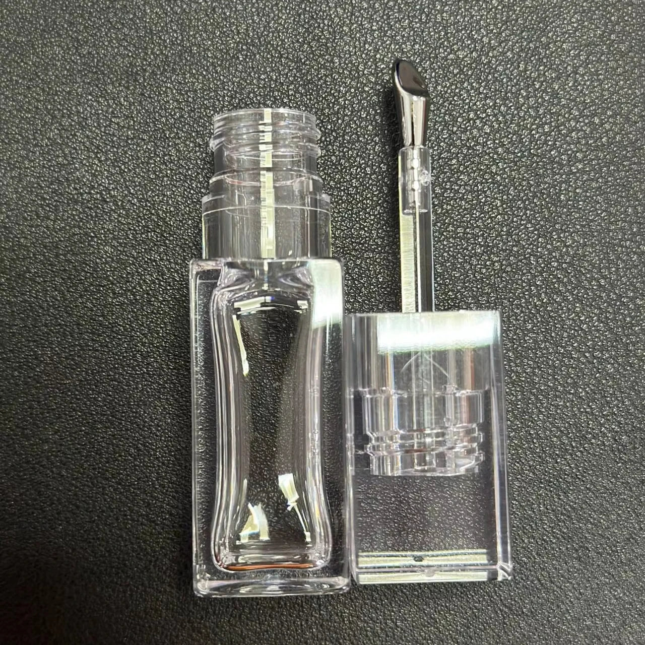 Empty clear square plastic lip gloss tubes