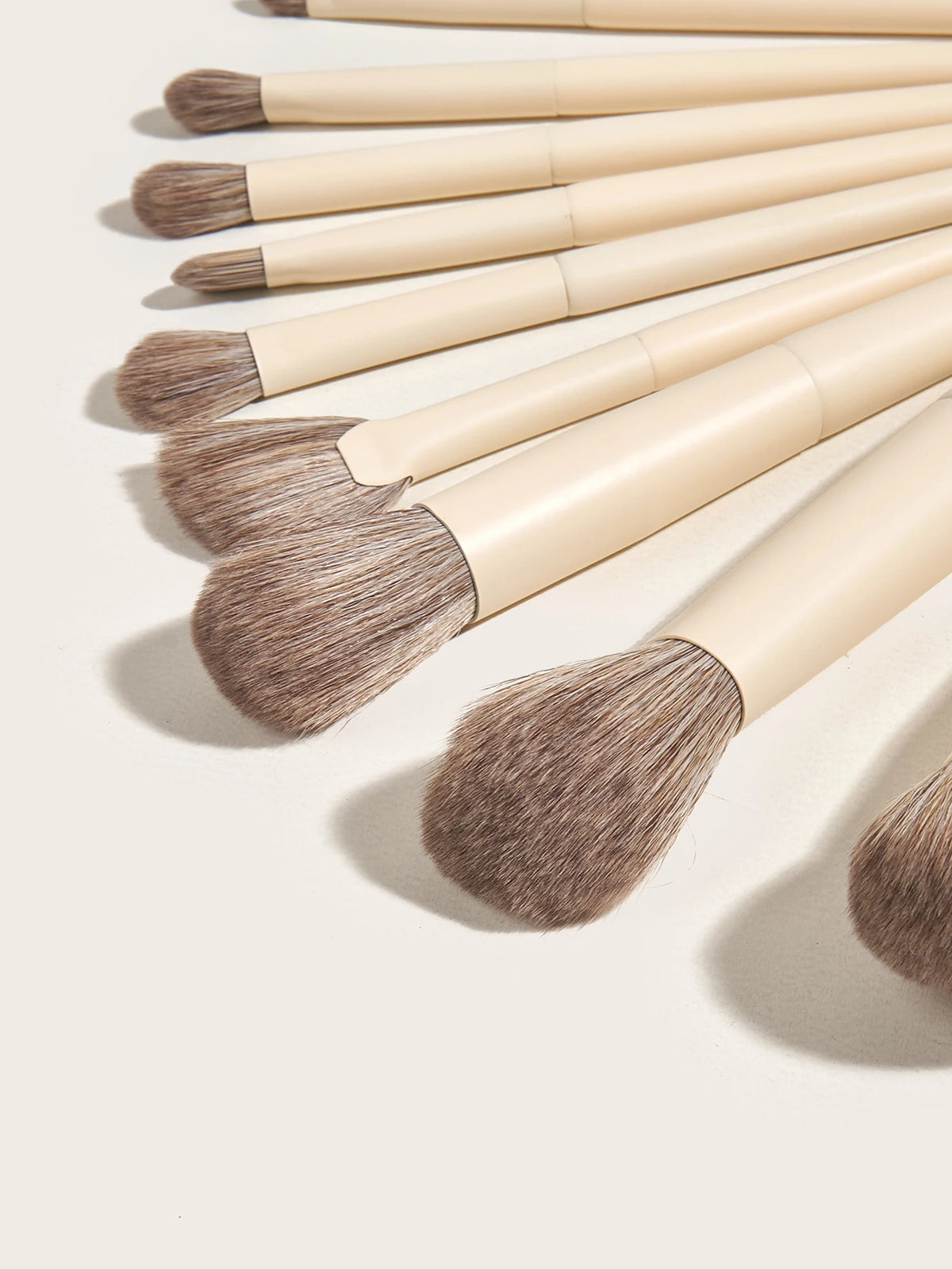 10pcs luxury professional foundation eyeshadow blush face cosmetic makeup brushes set