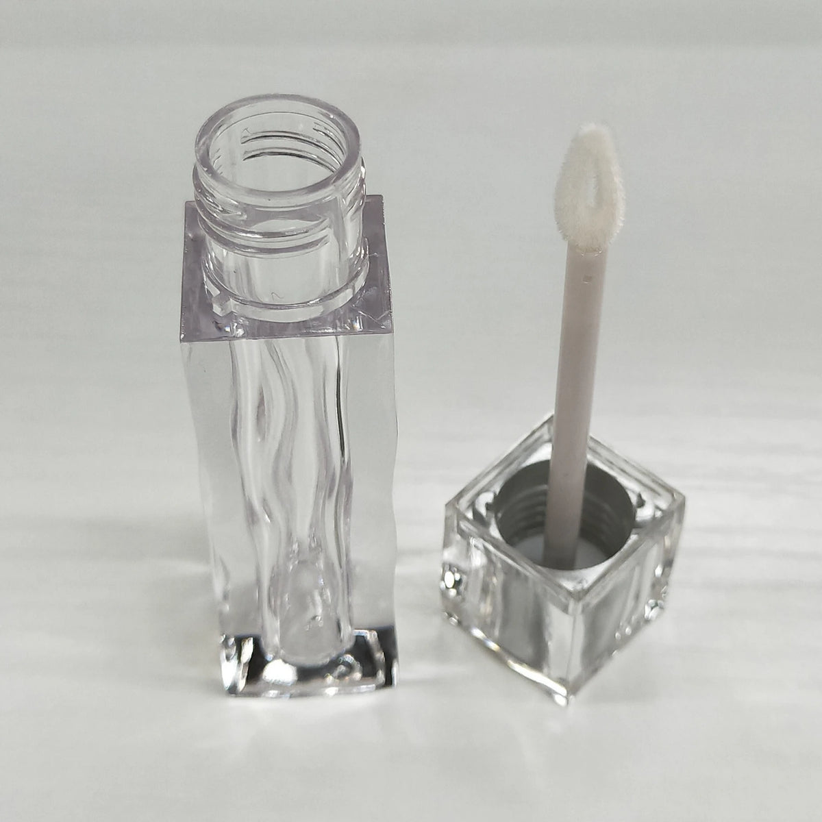 empty wavy shape wand lip gloss tube unique lipstick tube lipgloss container