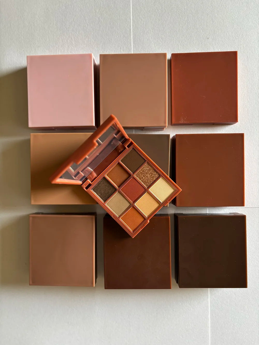 9-color vegan pressed eyeshadow palette