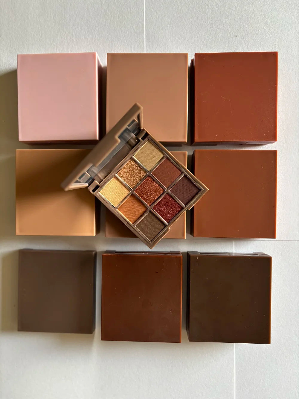 9-color vegan pressed eyeshadow palette