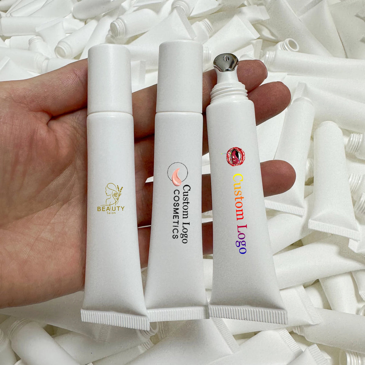 15ml white lipgloss squeeze tube with metal applicator plastic empty cosmetics lip balm oil container tube