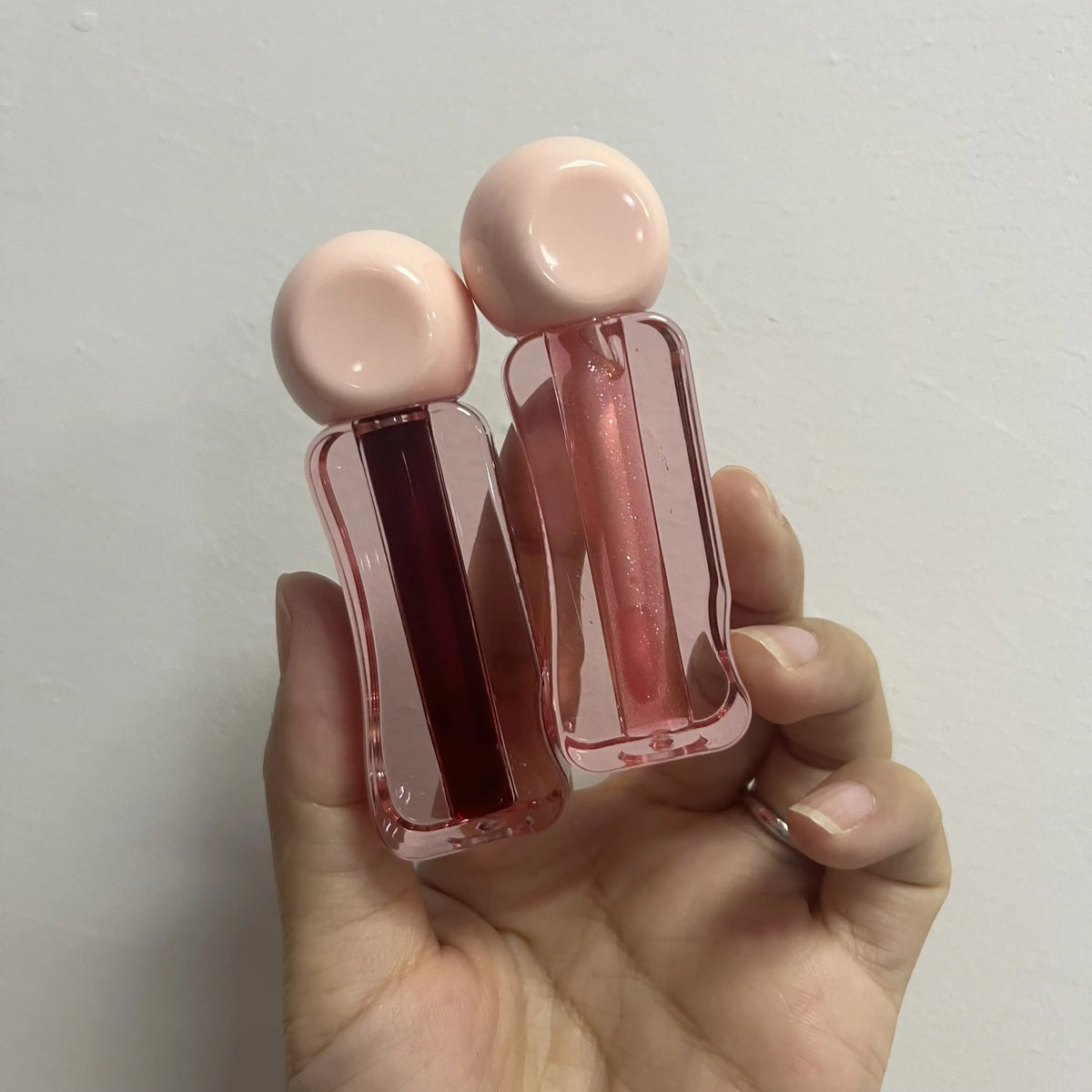 Waterproof vegan liquid lip stain in 6ml with shade swatches