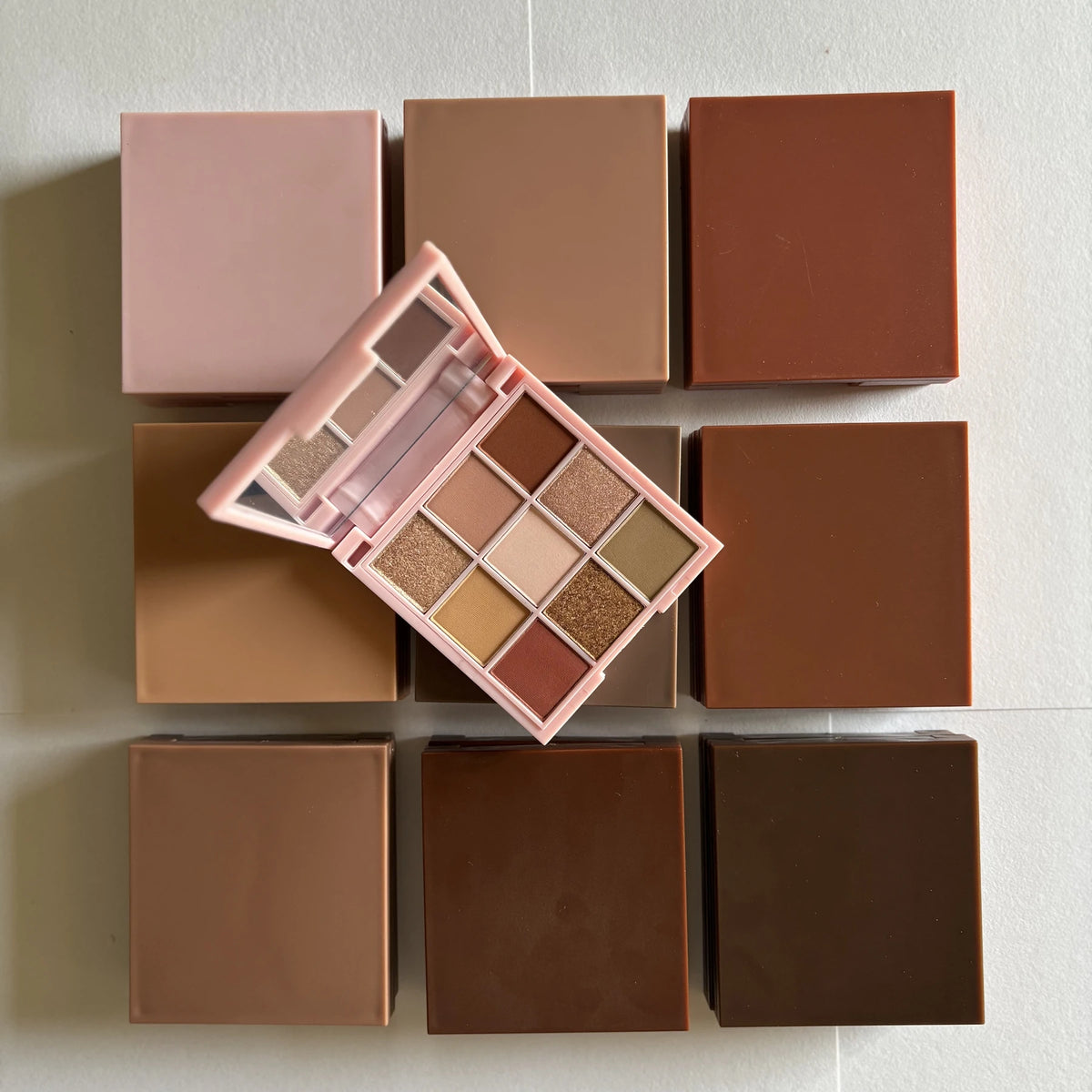 9-color nude brown eyeshadow palette