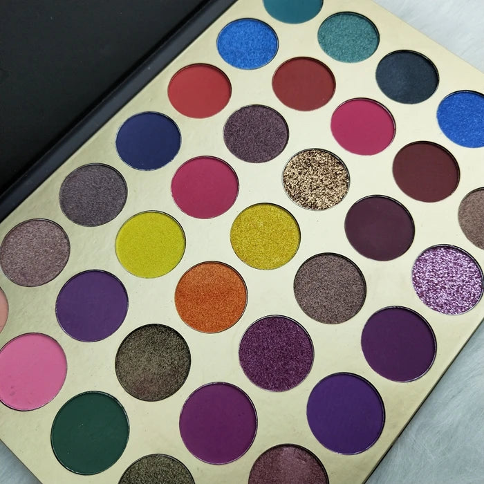 35-color cardboard eyeshadow palette