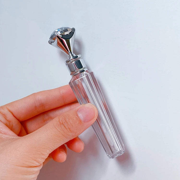 hydrating moisturizing matte shimmer clear lipgloss vegan cruelty free liquid lipstick glossy lip gloss