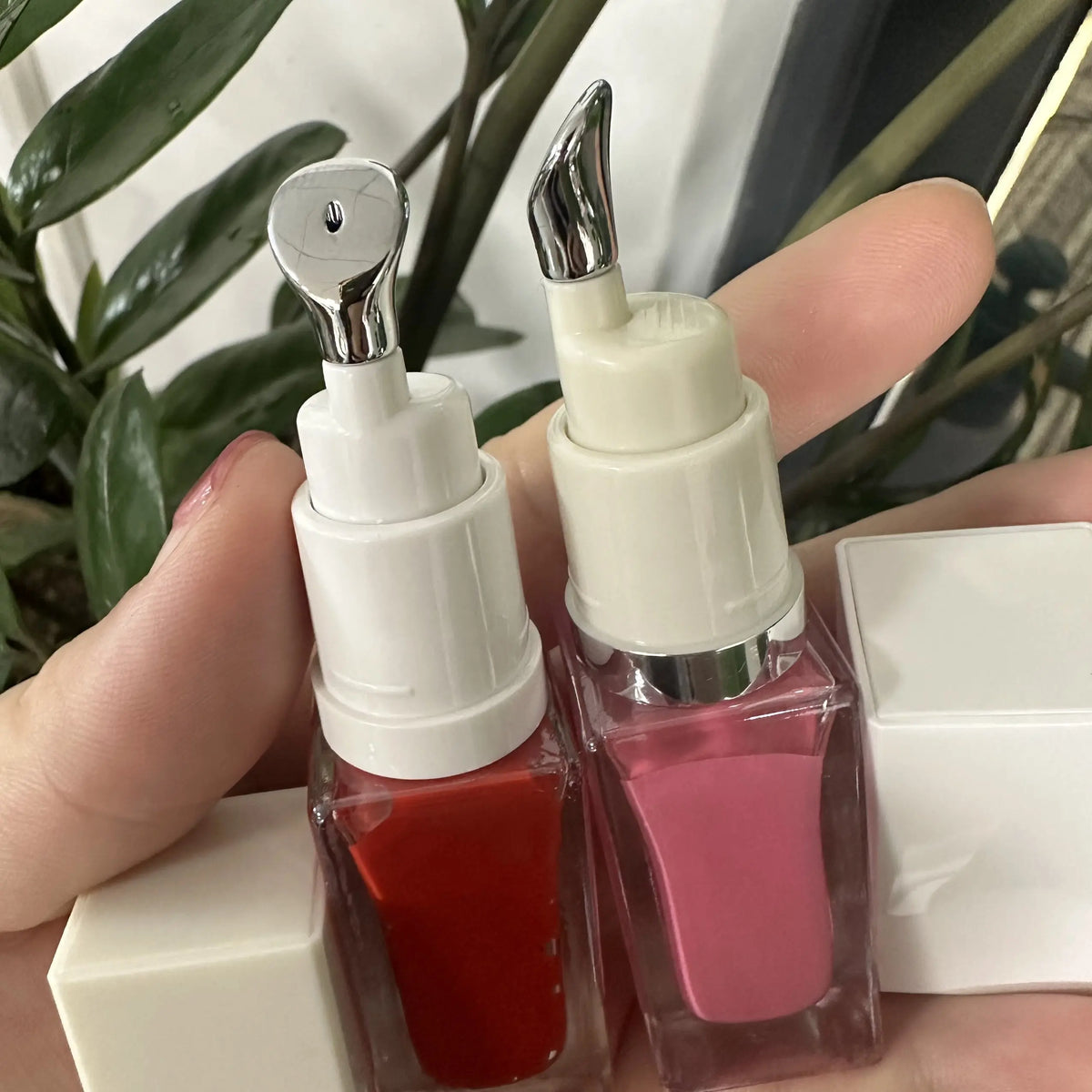 metal tip press glass bottle lip moisturizing liquid nude lipgloss vegan high pigment lip gloss
