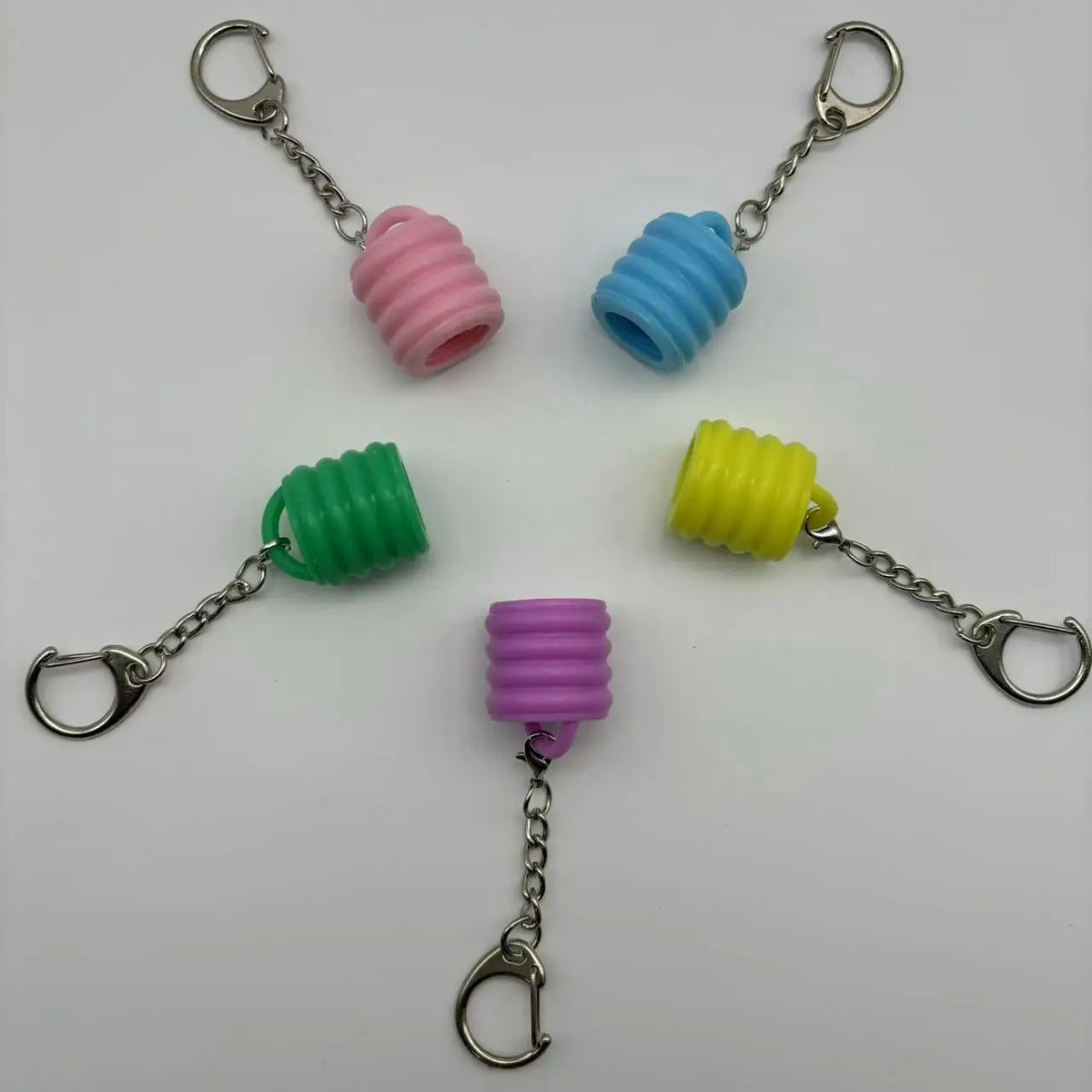 new arrival keychain lipgloss tube holder 5 colors lip gloss silicone keychain caps