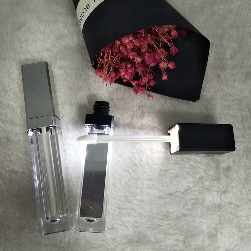 led 7ml fast delivery lip gloss tube with brush new arrival pink mirror lip gloss tube with light and mirror