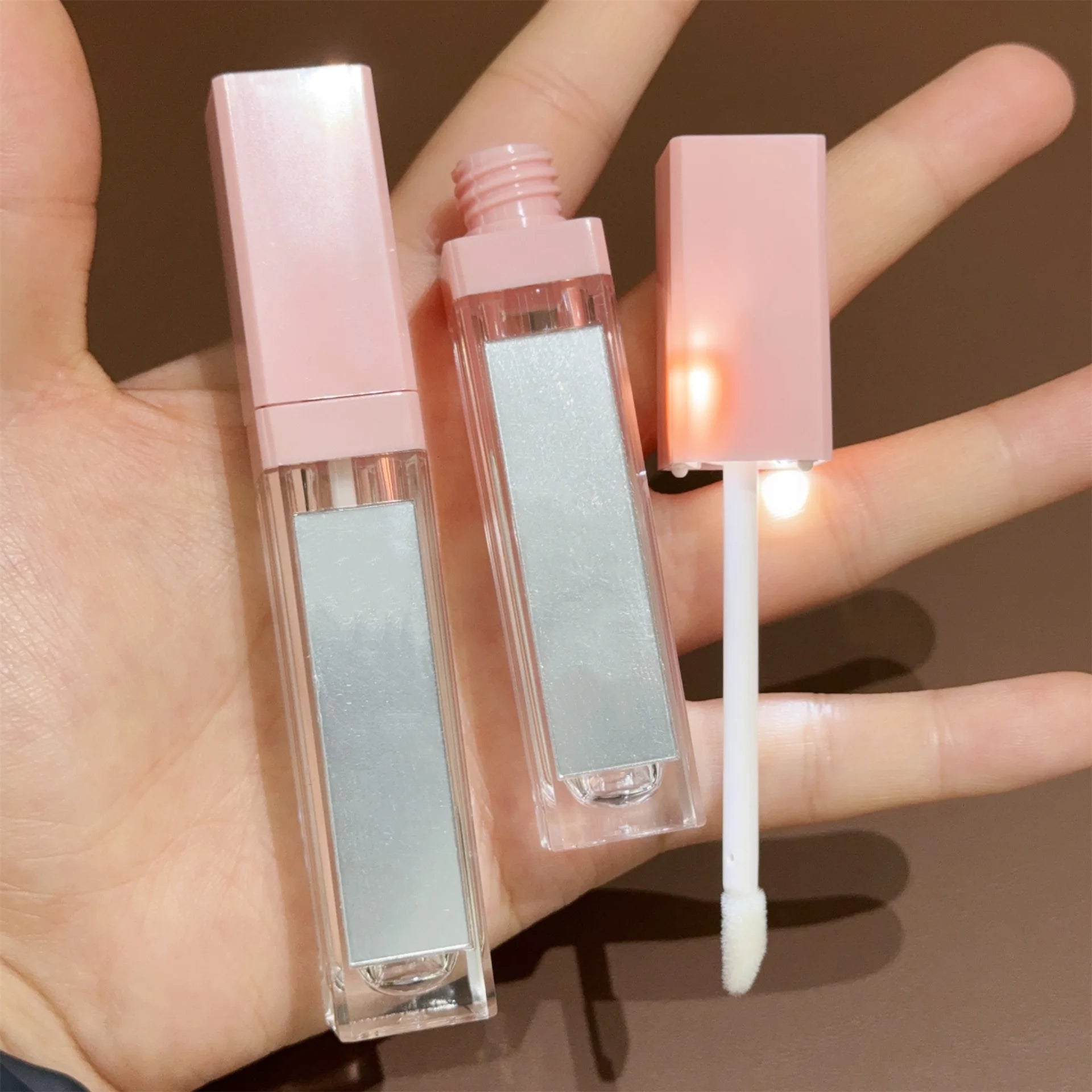 Empty 7 ml lip gloss tube