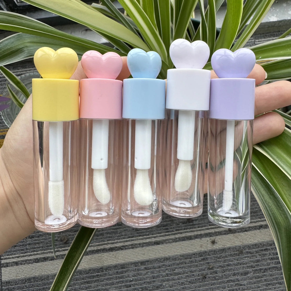 6ml containers 5ml cosmetics packaging 4ml pink lip oil clear tube big brush key chain ball heart shape lipgloss lip glo