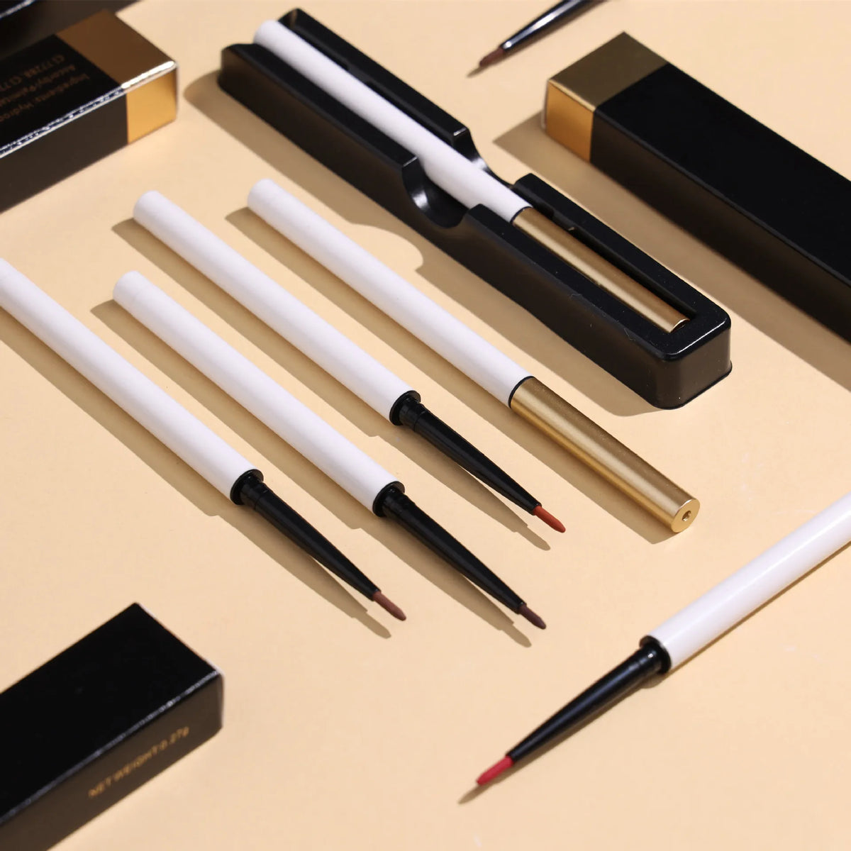 high pigment 7-color smooth eye liner waterproof white eyeliner pen high pigment creamy gel eyeliner