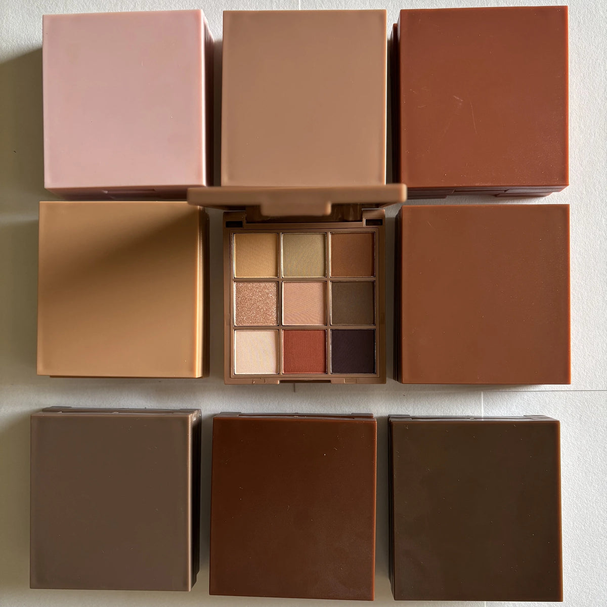 9-color nude brown eyeshadow palette