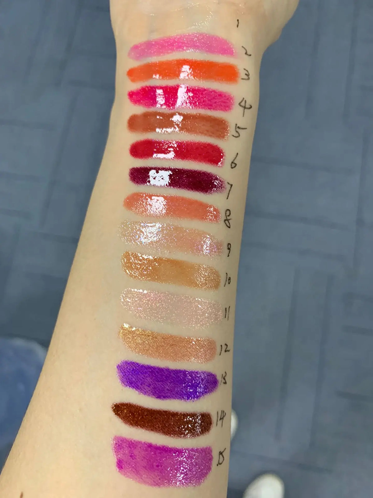 shimmer glitter lip gloss hydrating vegan cosmetics with your brand lip gloss