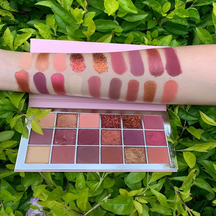 18colors matte glitter eyeshadow palette high quality eyeshadow palette