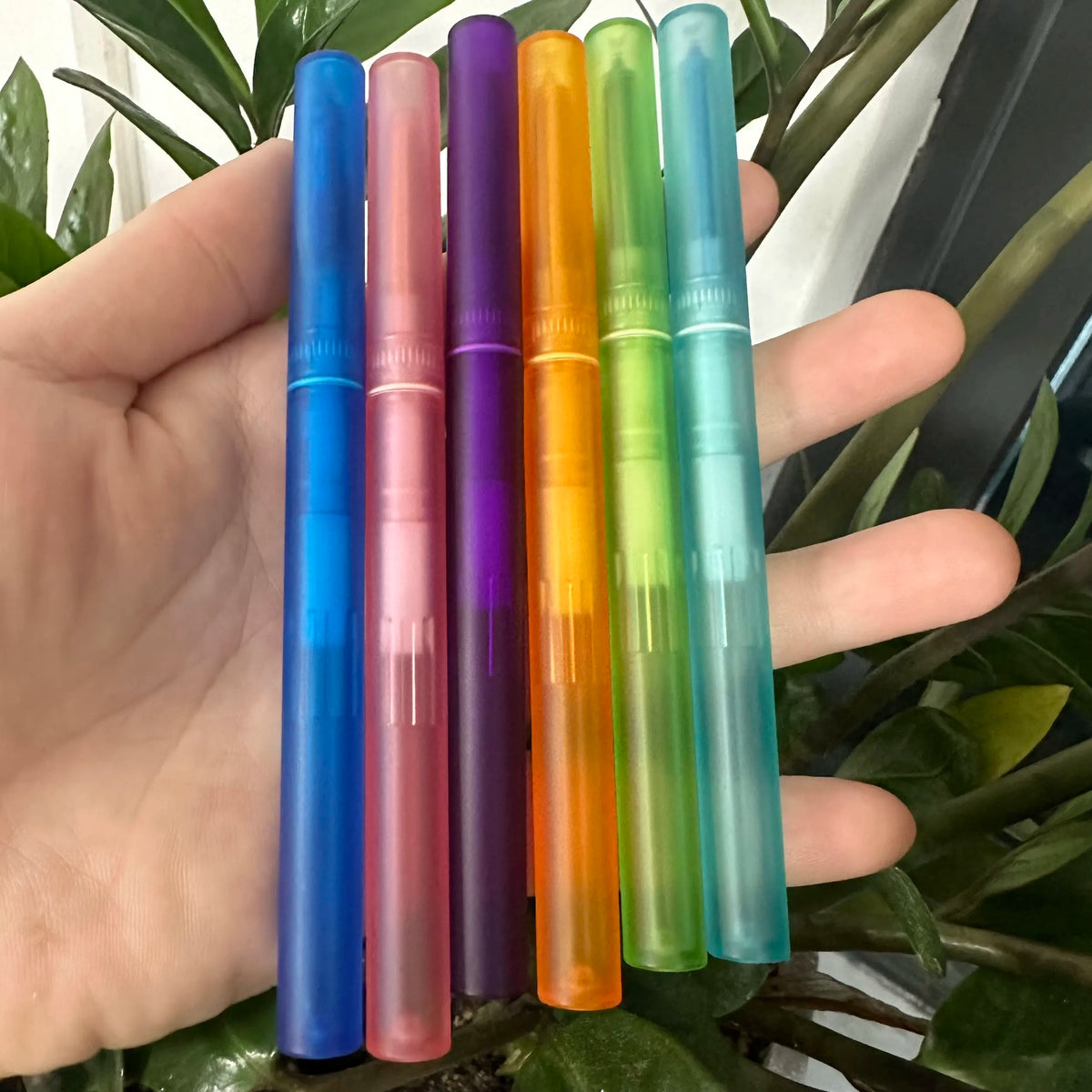 Chameleon glitter eyeliner pencil