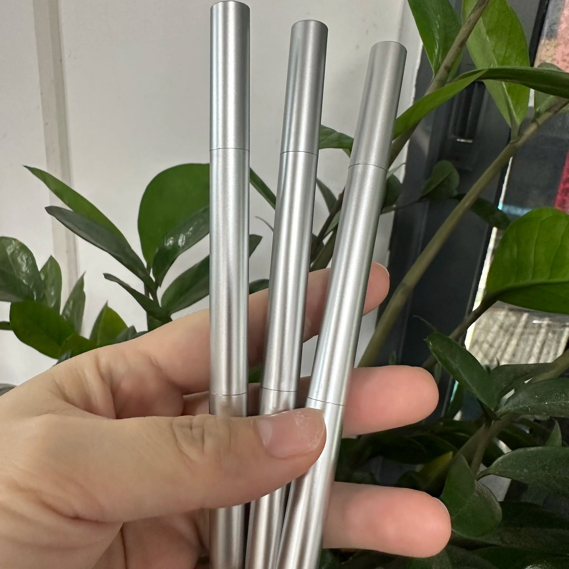 Eyebrow pen with brush, 3 colors