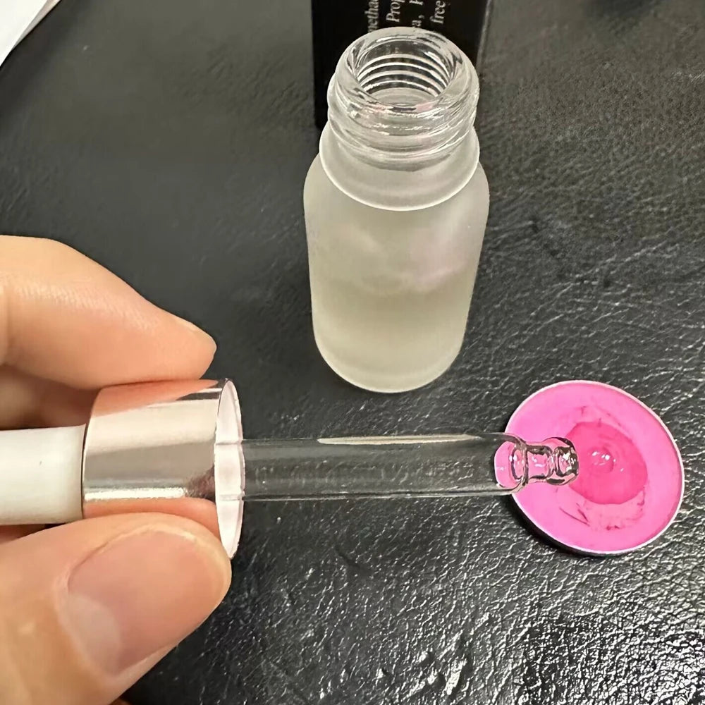 Clear vegan eyeshadow glue base primer