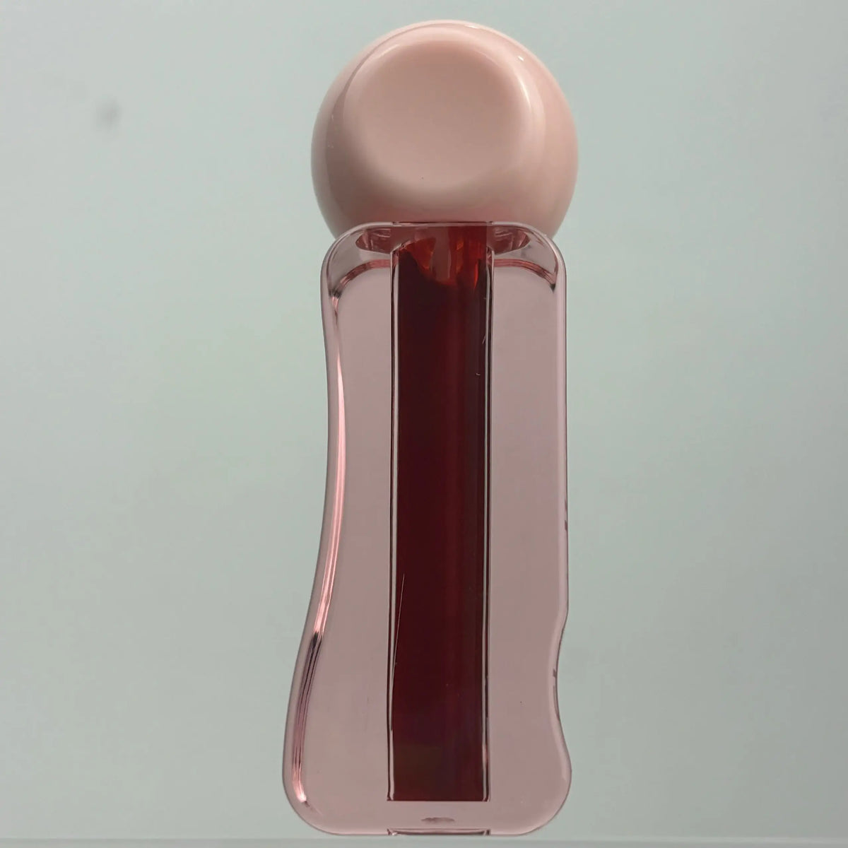 Waterproof vegan liquid lip stain in 6ml with shade swatches