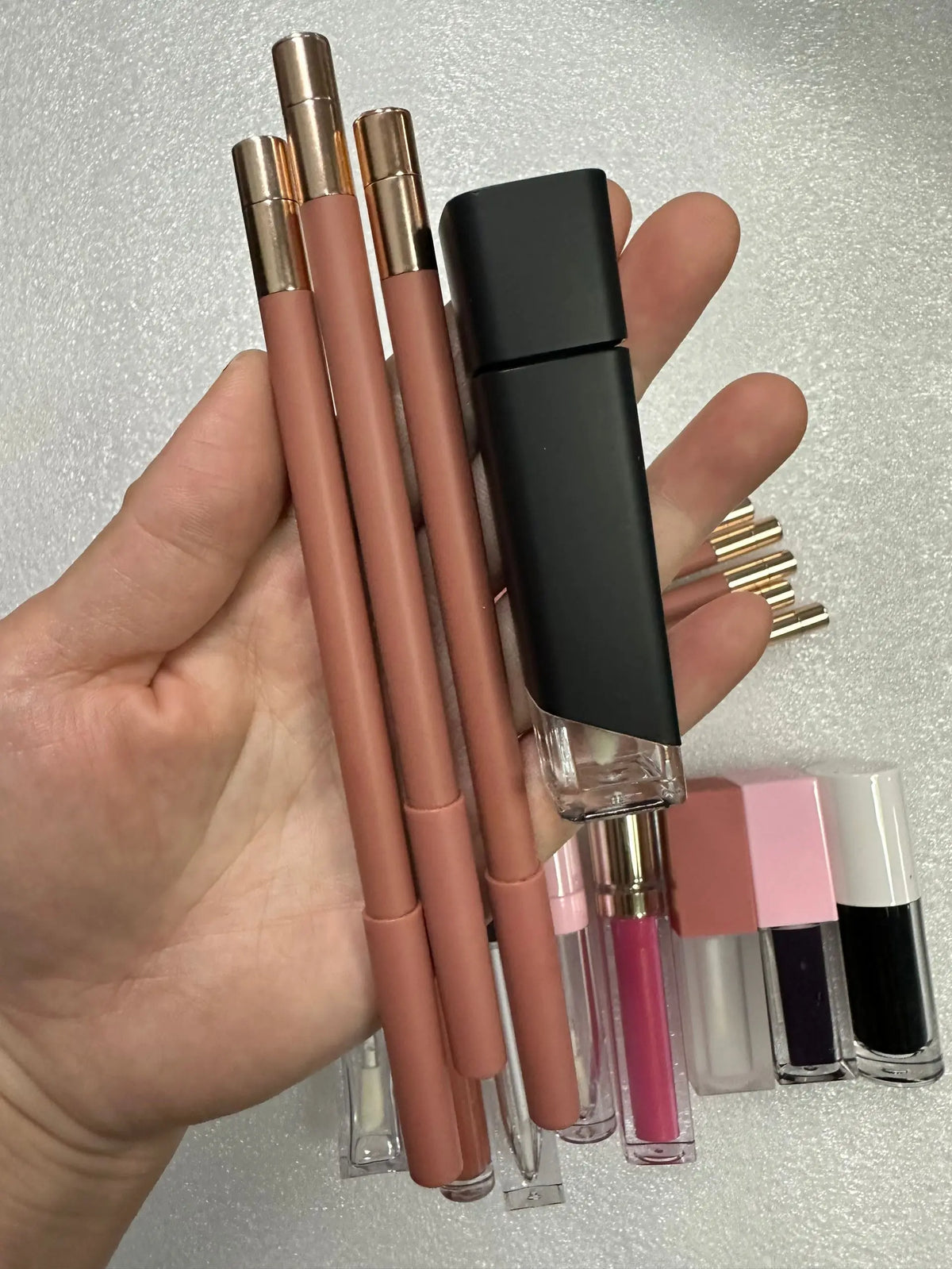 lip kit matte vegan liquid lipstick and creamy lip liner set