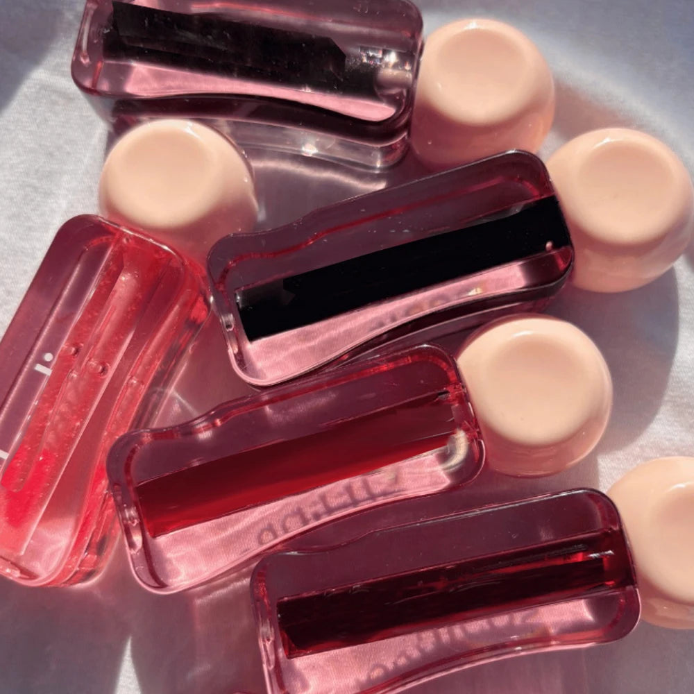 Waterproof vegan liquid lip stain in 6ml with shade swatches