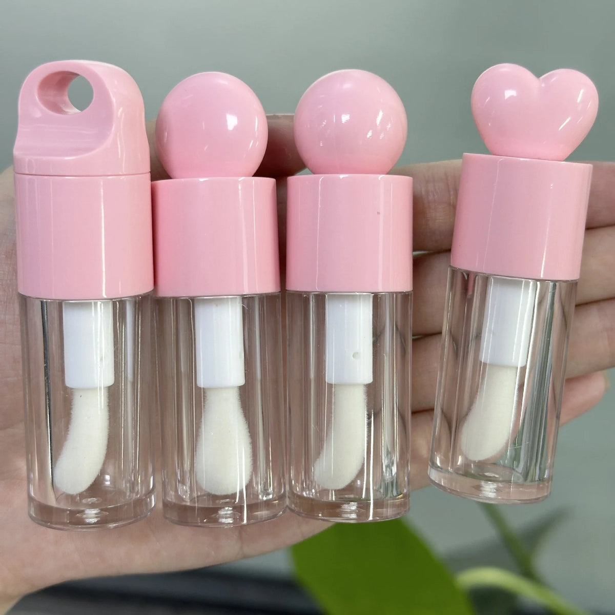 6ml containers 5ml cosmetics packaging 4ml pink lip oil clear tube big brush key chain ball heart shape lipgloss lip glo