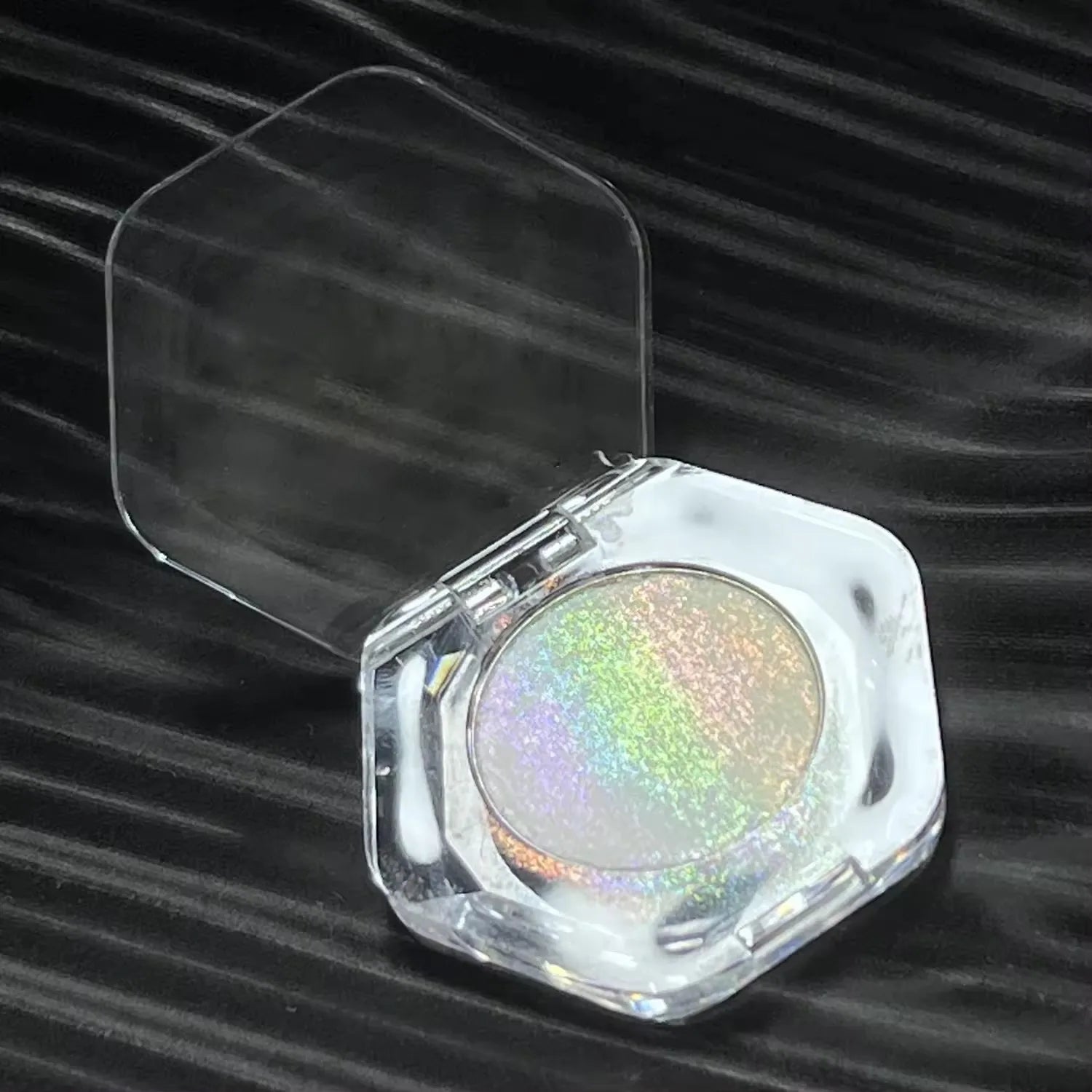Chameleon 5-color multichrome eyeshadow palette