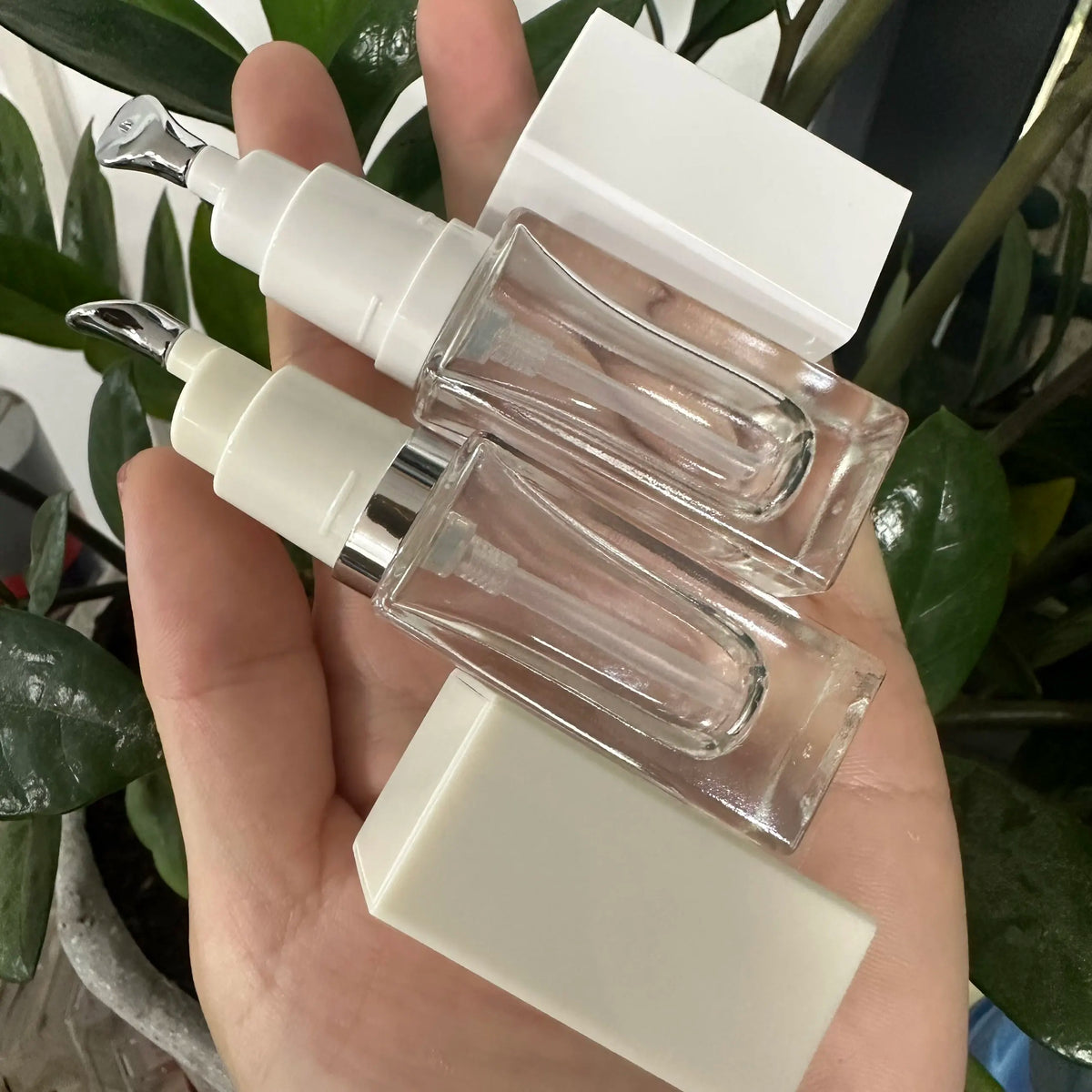 Hot Sale 10ml Package Lip Oil Clear Tube Pressed Head Square Tube Lip Gloss Empty Glass Bottle Private Label